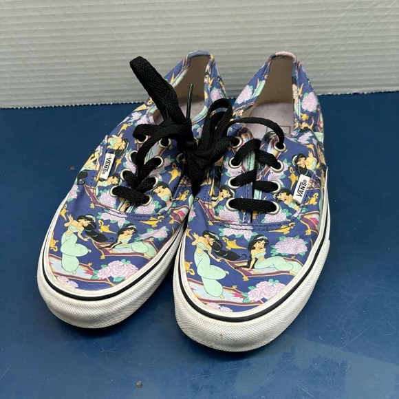 Vans Disney collab Authentic Jasmine Princess shoes size 6M, 7.5W - Picture 3 of 6
